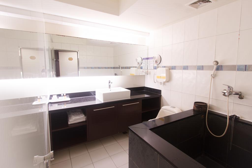 Jbg Hotspring Resort Hotel Taipei Exterior photo